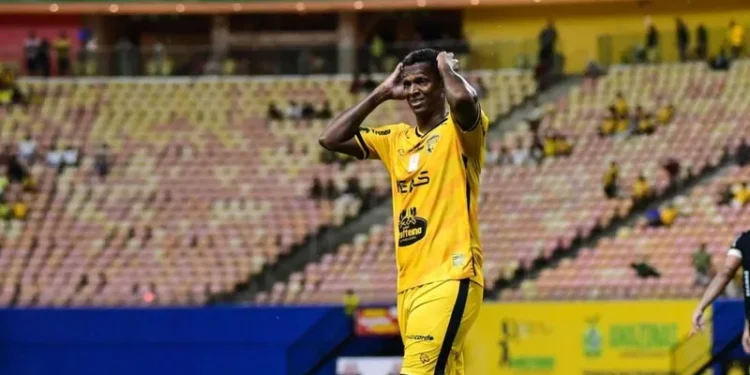 Jô, do Amazonas, é preso antes da partida contra Ponte Preta