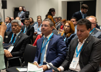 Sergipe busca investimentos em energia renovável no 1º dia de Missão Internacional