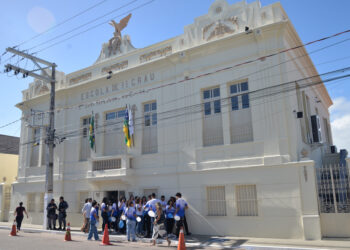 Governo de Sergipe investe mais de R$ 15 milhões em escolas estaduais de Propriá