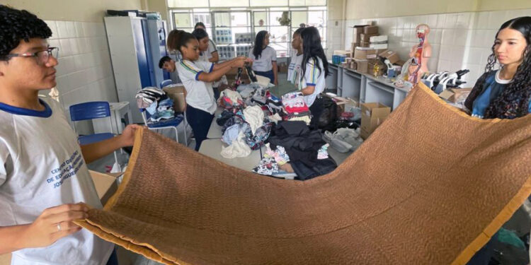 Seduc e três escolas da rede estadual iniciam arrecadação para o Rio Grande do Sul