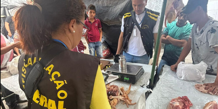 ITPS apreende 12 balanças em feira de Nossa Senhora das Dores