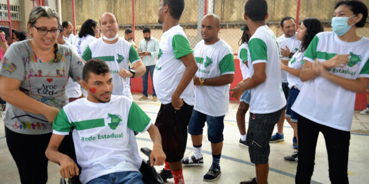 Governo de Sergipe autoriza edital para PSS de Apoio Escolar e Acompanhante Especializado