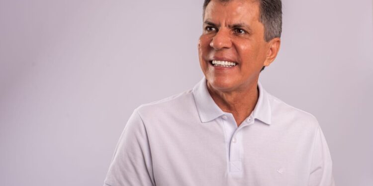 Desafio: Kaká convida Machadinho para um debate, em Canindé de São Francisco