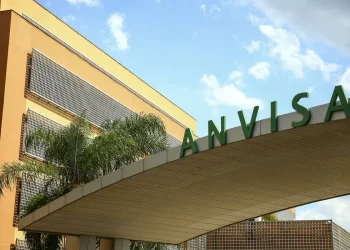 Anvisa proíbe produtos com fenol em procedimento de saúde