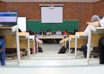 Professores de universidades e instituições federais encerram greve