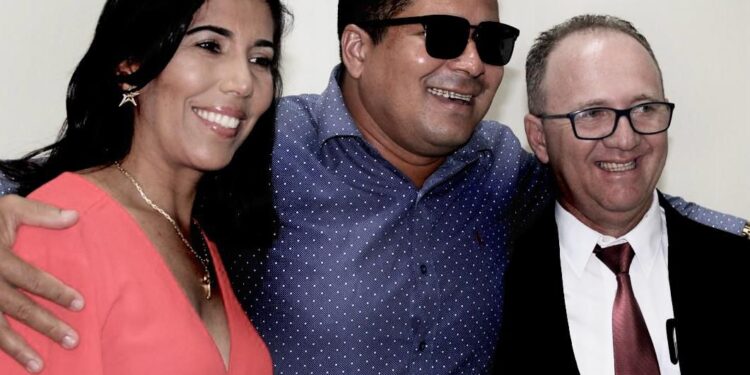 Prefeita de Riachão do Dantas aumenta salário para R$ 39 mil