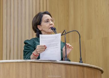 ”Marketing do mal é típico da velha política na ganância pelo poder”, dispara pré candidata Emília Corrêa