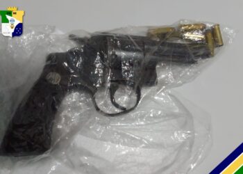 Polícia Militar apreende revólver durante rondas em Canindé de São Francisco