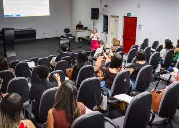 Saúde reúne profissionais e gestores da Rede de Atenção às Urgências para discutir sobre temas relacionados ao período de doenças sazonais