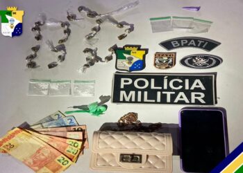 Policia Militar prende mulher por suspeita de tráfico de drogas em Estância