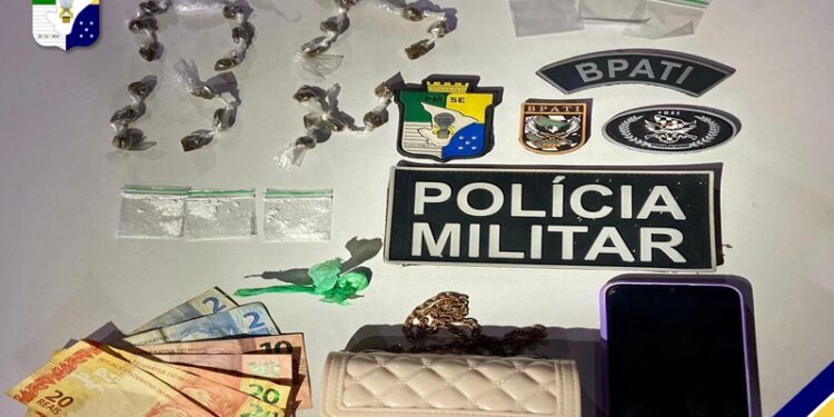 Policia Militar prende mulher por suspeita de tráfico de drogas em Estância
