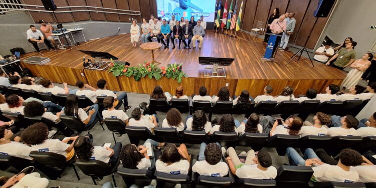 Programa ‘Sergipe no Mundo’ oportuniza intercâmbio no exterior para 50 alunos da rede estadual de ensino