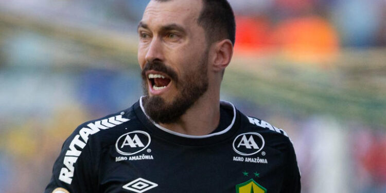 Corinthians tem resposta definitiva sobre retorno de Walter