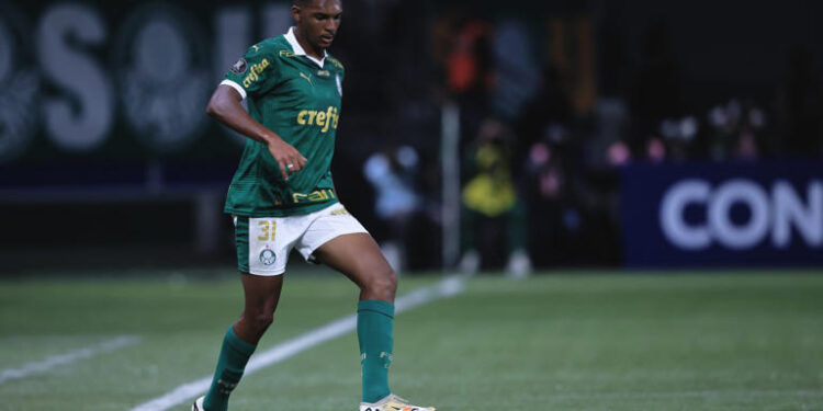 Palmeiras negocia aumento de lucro milionário por venda do sergipano Luis Guilherme ao West Ham