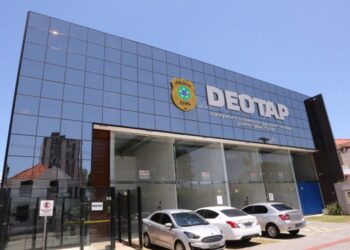 Deotap deflagra operação para cumprimento de mandados de busca e apreensão sobre desvio de mobiliário escolar e itens destinados à rede estadual de ensino