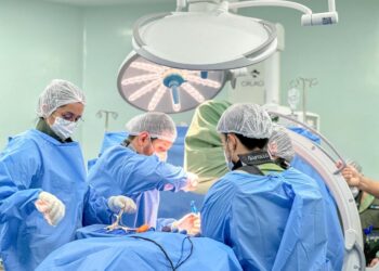 Hospital de Cirurgia oferece gratuitamente consultas, cirurgias e fisioterapia para tratamento da escoliose