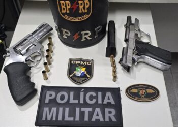 PM apreende duas armas de fogo durante o cumprimento de mandados de prisão no Loteamento São Braz