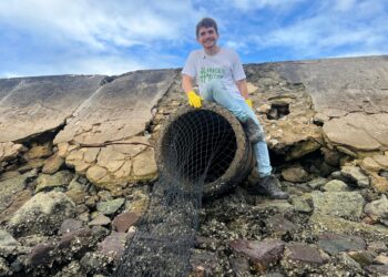 Breno Garibalde instala rede de contenção no Rio Sergipe