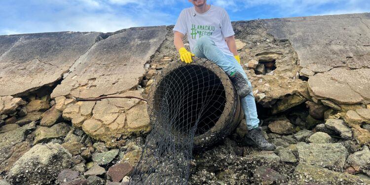 Breno Garibalde instala rede de contenção no Rio Sergipe