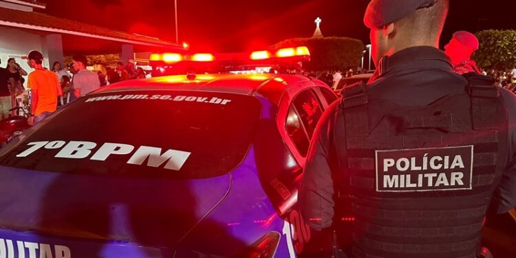 Polícia Militar prende homem por descumprimento de obrigação penal durante o Festival da Mandioca em Lagarto