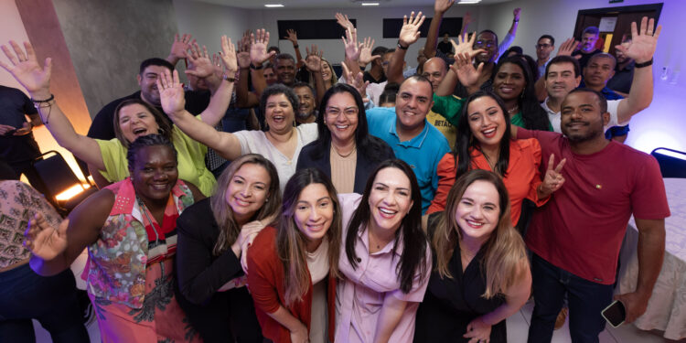 Delegada Danielle Garcia faz reunião de alinhamento com os pré-candidatos proporcionais do MDB