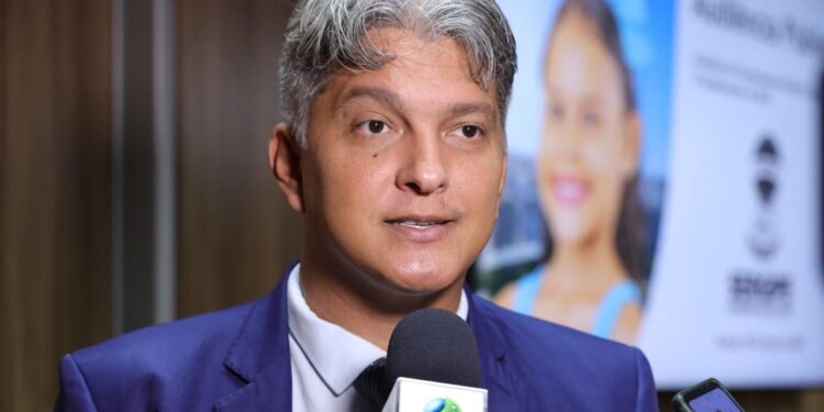 Samuel Carvalho rebate fake news e denuncia perseguição política por parte dos “secretários do Padre”