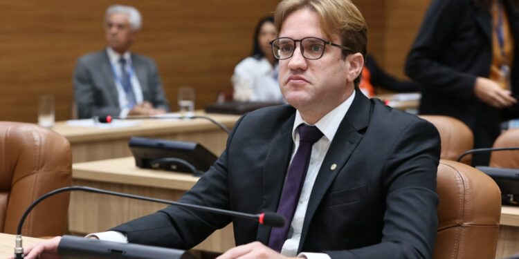 Marcelo Sobral destaca protagonismo do artesanato sergipano durante a realização da Casacor