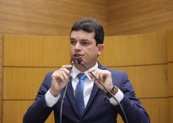 Paulo Junior cobra maior atenção para o transporte público na região metropolitana