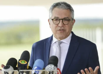 Derrotas no Congresso não surpreenderam governo, afirma ministro