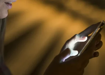 Febraban aponta que 7 em cada 10 transações bancárias são via celular