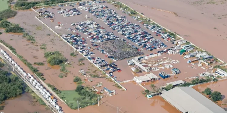 Desastres climáticos no RS ressaltam a necessidade de planos de mudanças climáticas nas capitais brasileiras