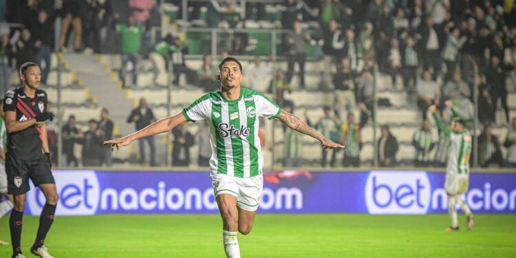 uventude derrota Atlético-GO em retorno de jogos da Série A ao RS