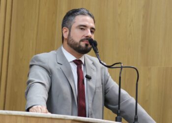 Ricardo Vasconcelos fala da necessidade da criação de uma carreira de estado para o médico do SUS