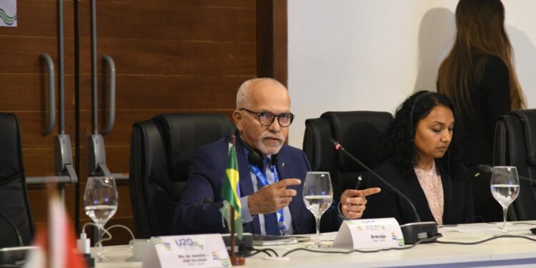 Em evento do G20, prefeito de Aracaju reitera participação das cidades no enfrentamento de problemas globais