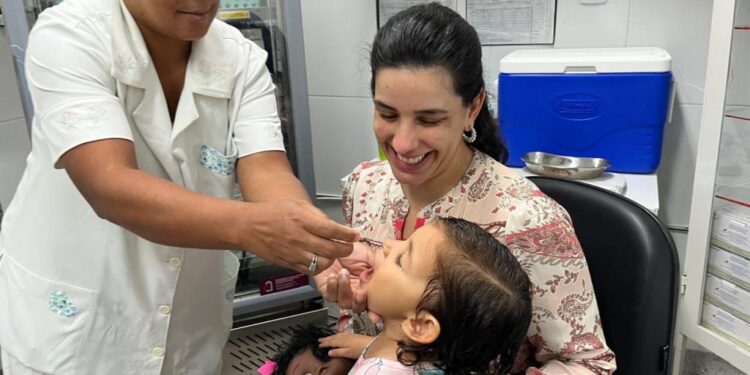 Dia D: Aracaju aplica mais de 1.700 doses de vacina neste sábado