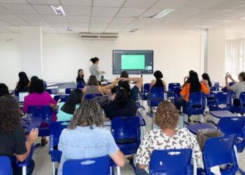 PMA implementa plataforma Jade Autism para auxiliar nas atividades da educação especial