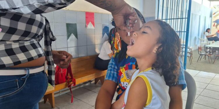 Prefeitura de Aracaju seguirá com vacinação nas escolas até o fim do semestre letivo
