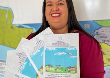 PMA realiza distribuição de 10 mil cartilhas do Programa Saúde na Escola