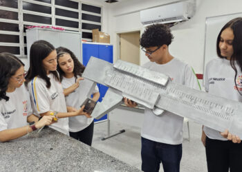 Projeto do Centro Profissionalizante Neuzice Barreto produz instrumentos de medida em escala ampliada