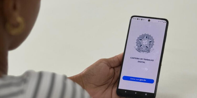 Estado divulga 76 novas vagas de emprego intermediadas pelo NAT nesta terça-feira, 25