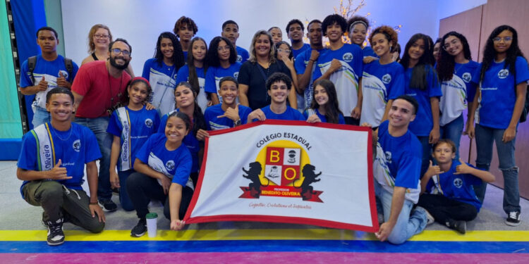 Escolas da rede pública estadual marcam presença no encerramento dos Jogos da Primavera