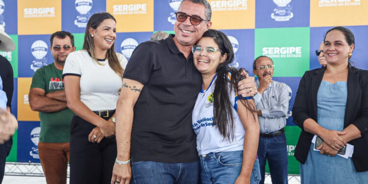 Governo do Estado entrega 47ª obra para a Educação no município de Poço Redondo