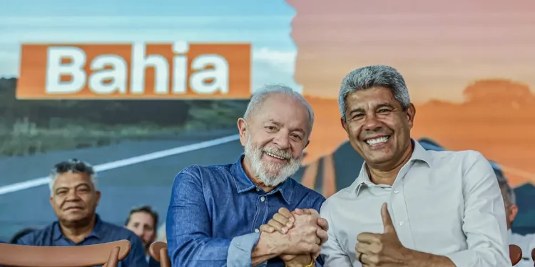 Lula inaugura duplicação na BR-116 e anuncia investimentos na Bahia