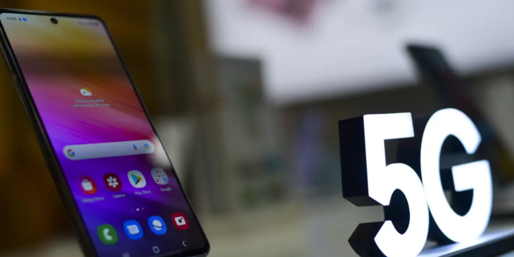 Oi, Vivo e TIM são multadas por propaganda enganosa sobre 5G