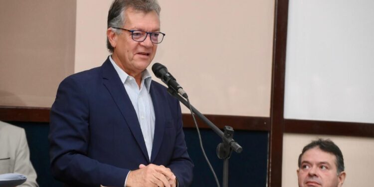 Senador Laércio Oliveira participa da Semana do Petróleo, Gás e Energia