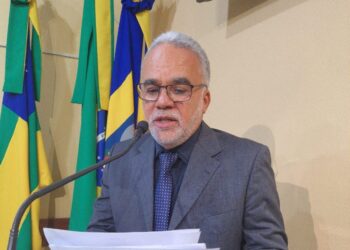Vereador aponta deputados e governo como responsáveis pela privatização do SAAE de Estância