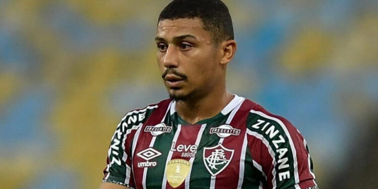 R$ 179,9 milhões: Milan-ITA decide contratar André e Fluminense pode negociar valor