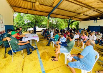 Governo do Estado auxilia irrigantes de Canindé a acessar crédito rural