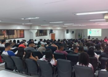 A 100 dias do Enem, Secretaria da Educação promove revisão ‘Treinando com Pesos’