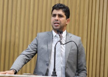 Vereador Pastor Diego destaca esforço do mandato para a construção da Praça Antônio Newton